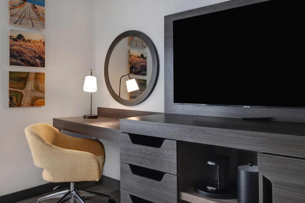 Hampton Inn Chicago オーランドパーク エクステリア 写真